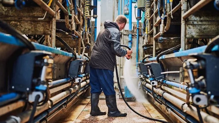 What Does Industrial Cleaning Involve